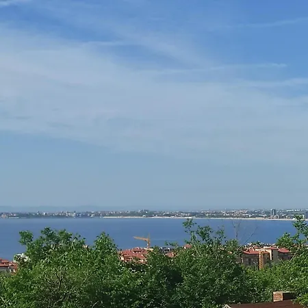 Вила Властра *